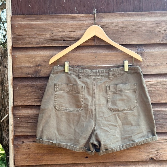 Nevada Cotton Khaki Shorts - high rise -  13-14 - Picture 2 of 4